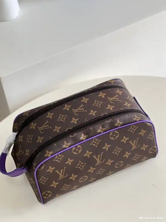 Aaa replica ru DOPP POUCH VUITTON LOUIS TOILET KIT 0611